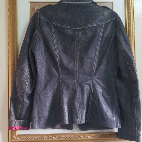 DKNY VINTAGE LEATHER JACKET OLD FASHION. - Picture 3 of 8